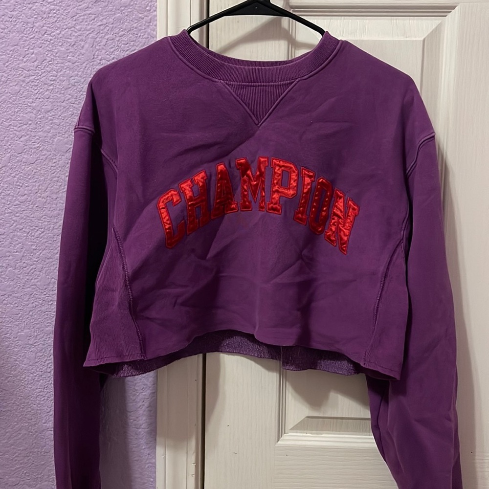 Champion XS purple cropped sweatshirt
